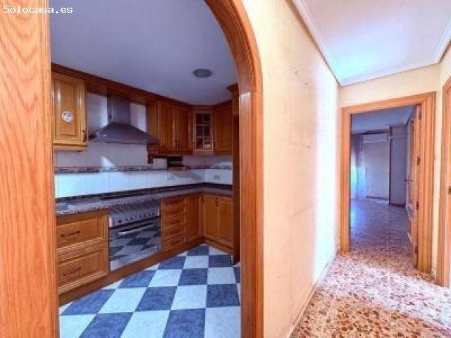 VENTA DE PISO EN BENALUA