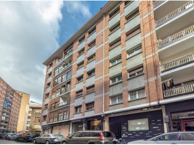 Venta de piso en Bilbao Santutxu