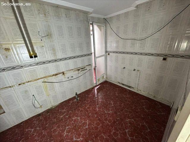 Venta de Piso en Calle Calle Colón Nº 13 Yecla Murcia