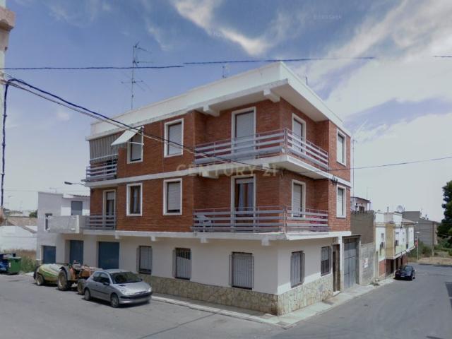 Venta de Piso en CALLE JOSÉ SANMARTÍN SANZ 7 000 1 2 Godelleta Valencia/València