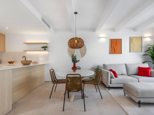 Venta de piso en Dolores, de 77m2 con 3 dormitorios y 2 baños con plaza de garaje