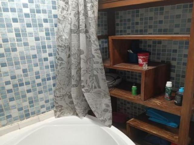 VENTA DE PISO EN EL CENTRO EN CALLE ALHAMAR TOTALMENTE REFORMADO Y EQUIPADO