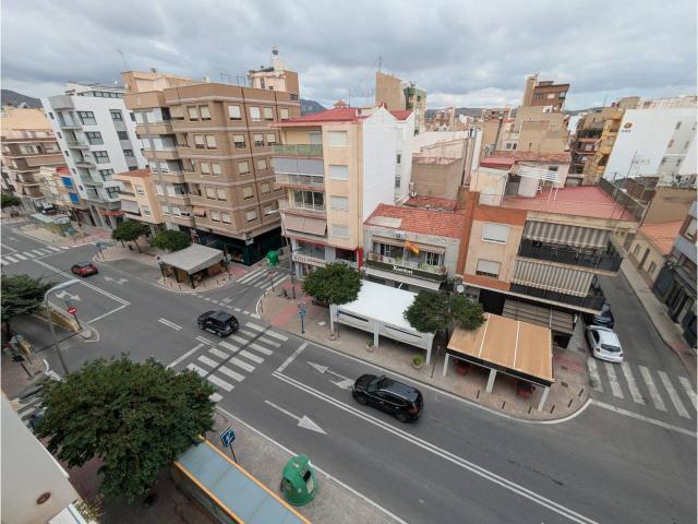 Venta de piso en Elda, excelente estado y accesibilidad