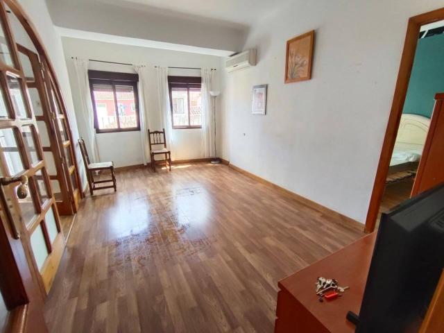 VENTA DE PISO EN GUADIX