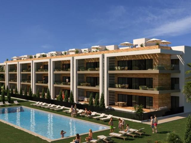 Venta de piso en Los alcazares, de 114m2 con 3 dormitorios y 2 baños