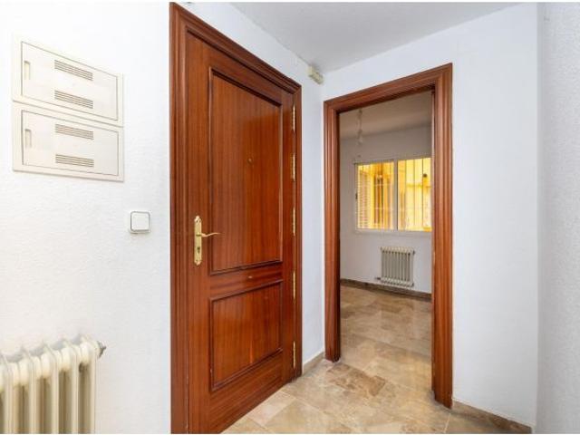 ? VENTA DE PISO EN PLAZA EINSTEIN – GRANADA ?