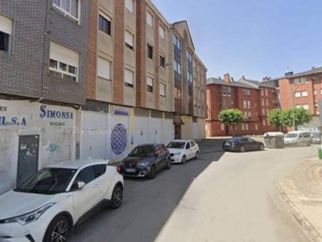 Venta de piso en Ponferrada, León