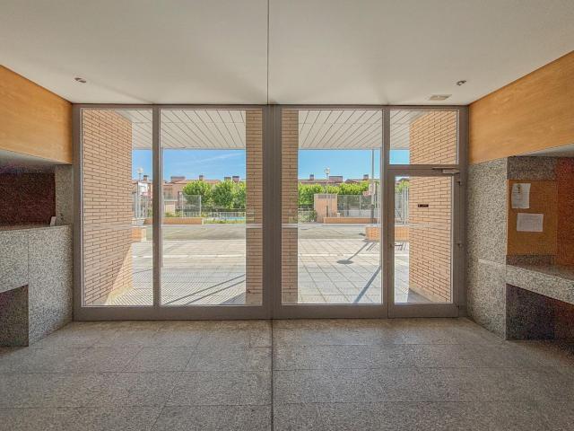 VENTA DE PISO EN URBANIZACIÓN EL PERAL