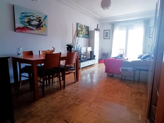 VENTA DE PISO EN ZAMORA ZONA LA FERIA/LA VAGUADA, 3 DORMITORIOS, 2 BAÑOS, TERRAZA.