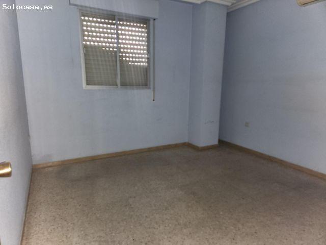 Venta de Piso + Local en Badajoz