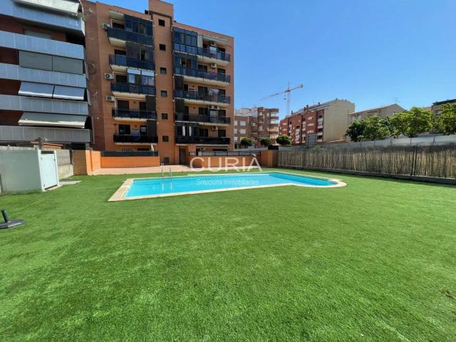 Venta de piso para entrar a vivir con PISCINA en Parc de l'Aigua