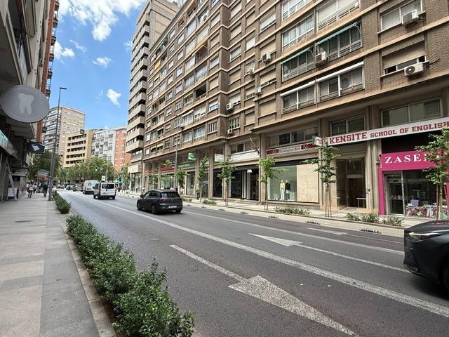 Venta de piso reformado en Avenida de la constitución