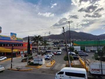 VENTA DE PLAZA COMERCIAL CON LOCALES Y TERRENO UBICADA EN ECATEPEC ESTADO DE MÉXICO. 4