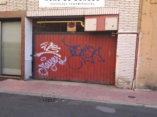 Venta de plaza de garaje en Santa Clara