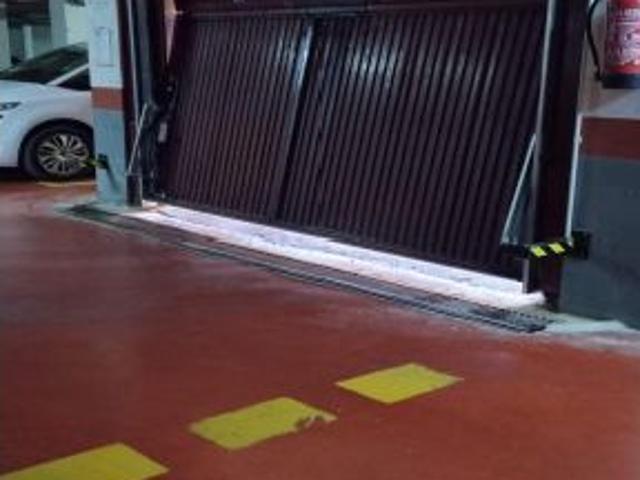 Venta de Plaza de Parking en Avenida Jubalcoy Nº6, Elche/Elx Alicante/Alacant