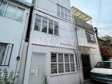 Venta Casa con departamentos, Juan Escutia, Iztapalapa