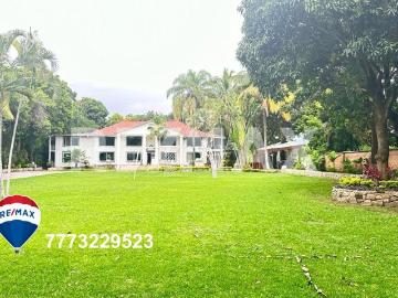 Venta de propiedad, actualmente funcionando como Hotel, Yautepec, Morelos. Clave 4654