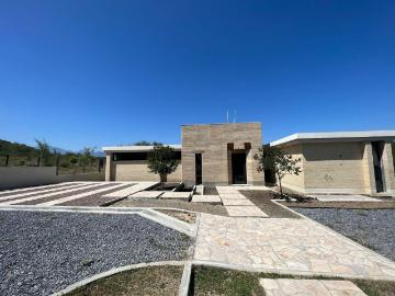 VENTA DE QUINTA CAMPESTRE EN MONTEMORELOS