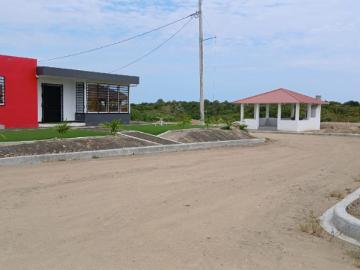 Venta de Quintas vacacionales al sur de MANTA