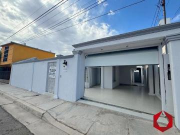 VENTA DE RESIDENCIA EN LOS PINOS