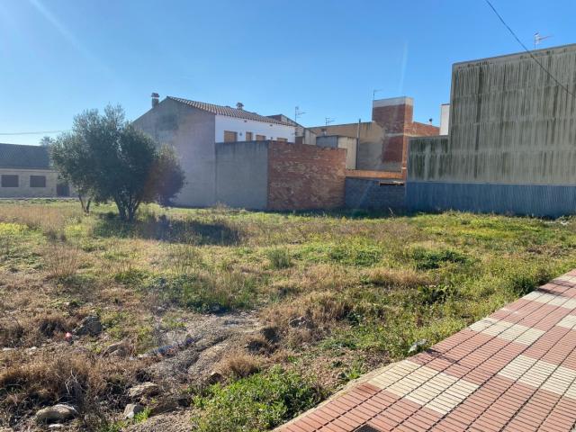 VENTA DE SOLAR URBANO EN L'ALDEA