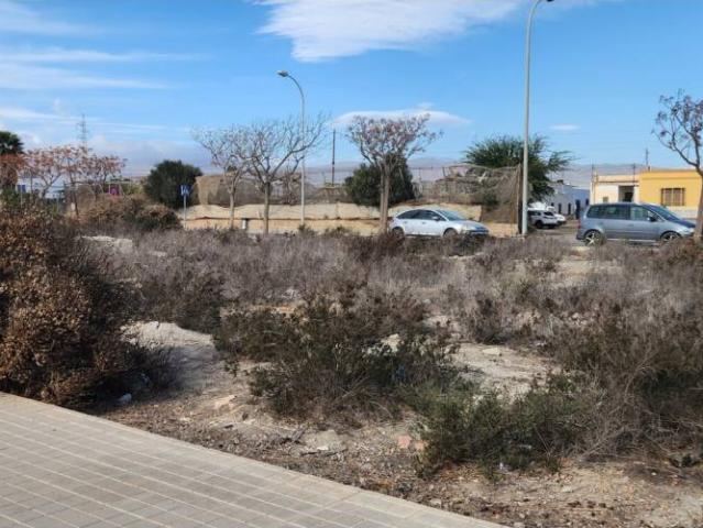 Venta de solar en Almería Capital