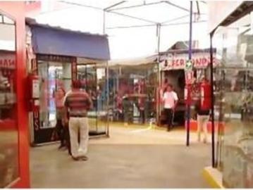 Venta De Stand En Centro Comercial Apiat $ 110,000.00 Dolares