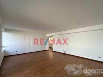 VENTA DEL DEPARTAMENTO EN SAN ISIDRO AV. GUARDIA CIVIL EN QUINTO PISO, CON VISTA Y SALIDA AL PARQUE