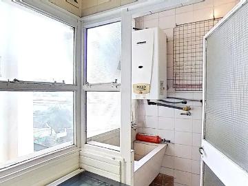 Venta Departamento 40 años 1 dormitorio, con balcón, acepta mascotas, Neuquen 2000, Flores | Inmuebles Clarín