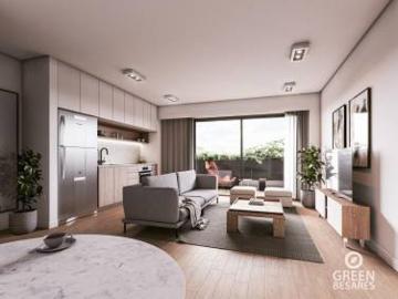Venta departamento de 4 ambientes con balcón y terraza en
