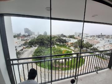 Venta de Duplex, 3 Dormitorios, edificio frente a parque, San Isidro