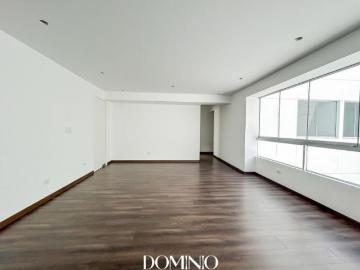 Venta departamento en estreno limite Surco con Miraflores