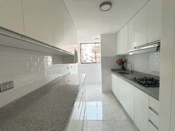 Venta departamento en los alamos de monterrico $143000