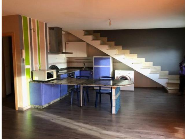 VENTA DUPLEX CAMPONARAYA