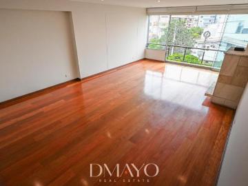 Venta Duplex en Chacarilla San Borja con Terraza, 5 dormitorios, 2 Cocheras y depósito