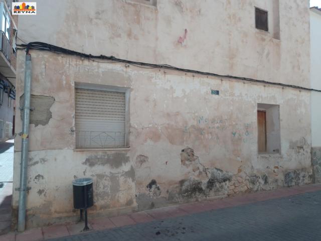 VENTA EDIFICIO UNIFAMILIAR EN ASPE CENTRO