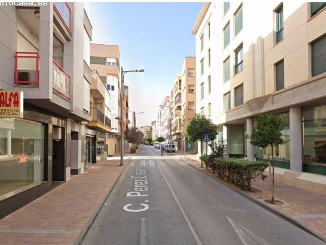 VENTA EDIFICIO DE 3 VIVIENDAS Y BAJO COMERCIAL EN SAN JOSE PEREZ CASAS