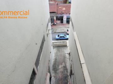 Venta edificio esquinero 2037m2 centro/sur de guayaquil calle 5018