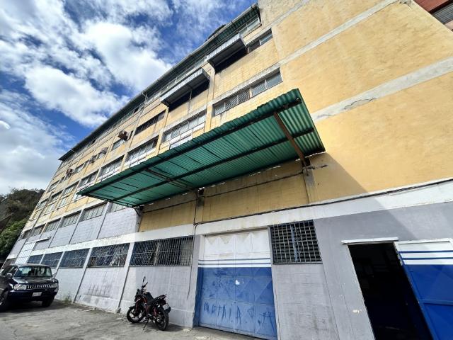 Venta Edificio Las Minas Baruta. Facil Acceso Excelente Ubicacion