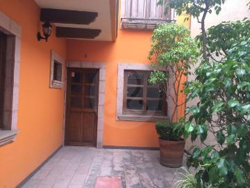 Venta edificio para oficinas y comercial Centro Queretaro NG