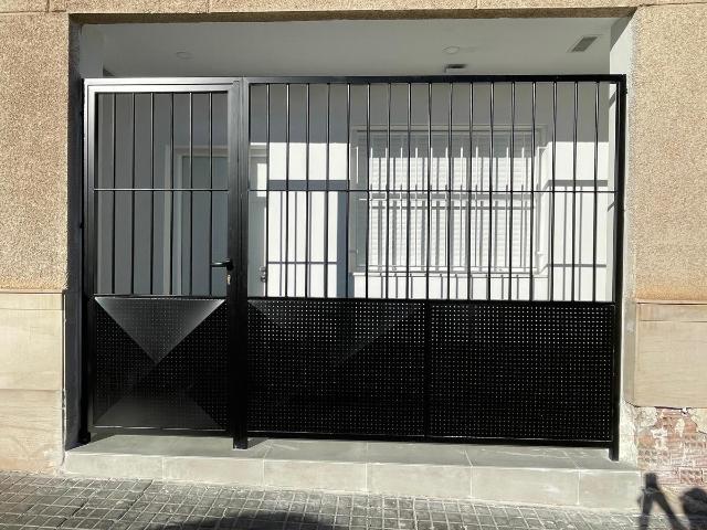 Venta Elche: Local Vivienda Totalmente Reformada