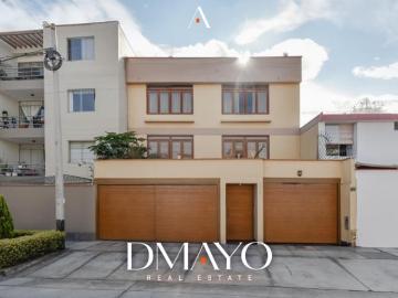 VENTA ESPACIOSO DUPLEX 4 DORMITORIOS 1COCHERA EN LAS MAGNOLIAS, SURCO