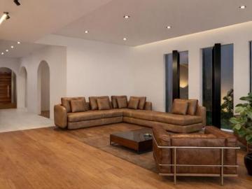 VENTA ESPECTACULAR CASA REMODELADA EN LOMAS DE CHAPULTEPEC