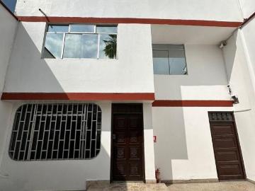 Venta Excelente Casa zona Residencial