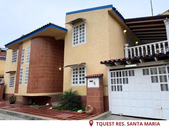 VENTA EXCLUSIVO TOWNHOUSE URB. SANTA MARIA