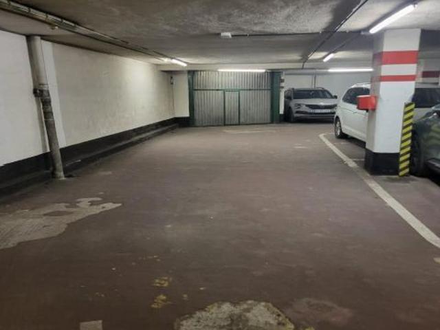 VENTA GARAJE COCHE MEDIANO G.EGUIA