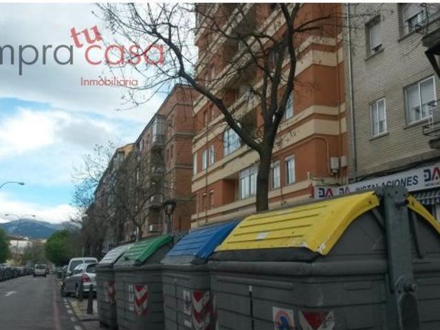 VENTA..GARAJES..OBISPO QUESADA..2x4,30mts
