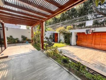 VENTA HERMOSA CASA MONTERRICO