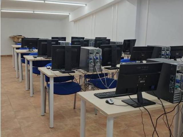 Venta. Local Comercial en Altozano Alicante