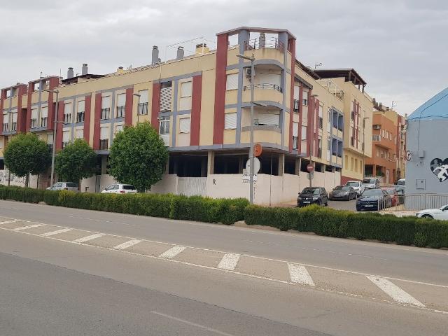VENTA LOCAL COMERCIAL EN TOTANA